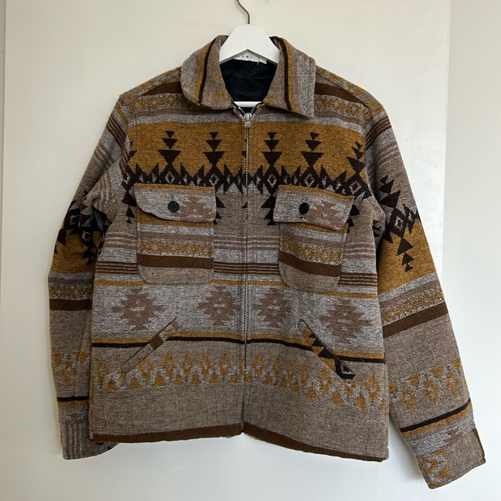 MNML jacquard desert jacket size XS (brand new)